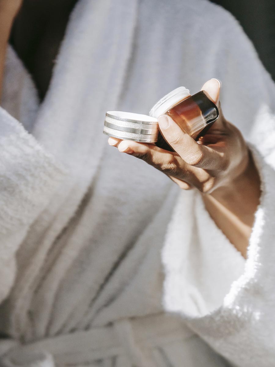 SERUM PARA PIEL CON ROJECES