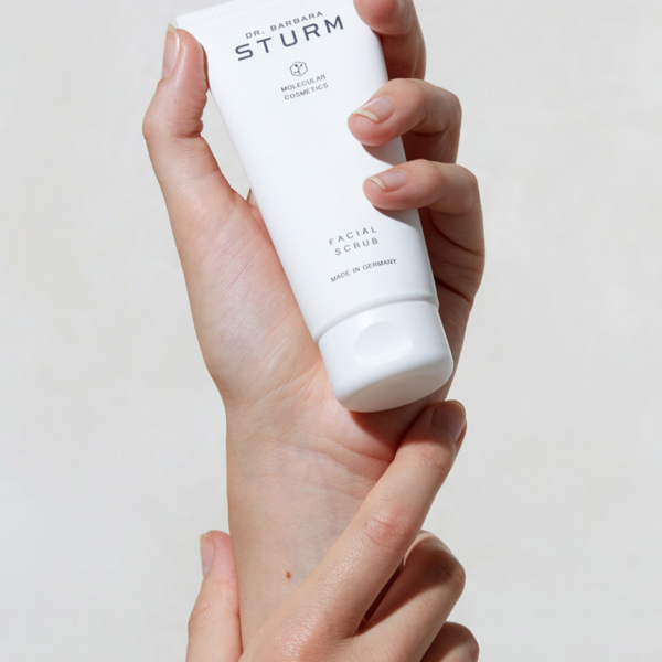 Facial Scrub Dr Barbara Sturm - Imagen 2